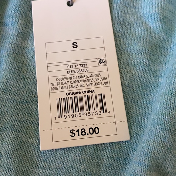 Sweater - Picture 2 of 4